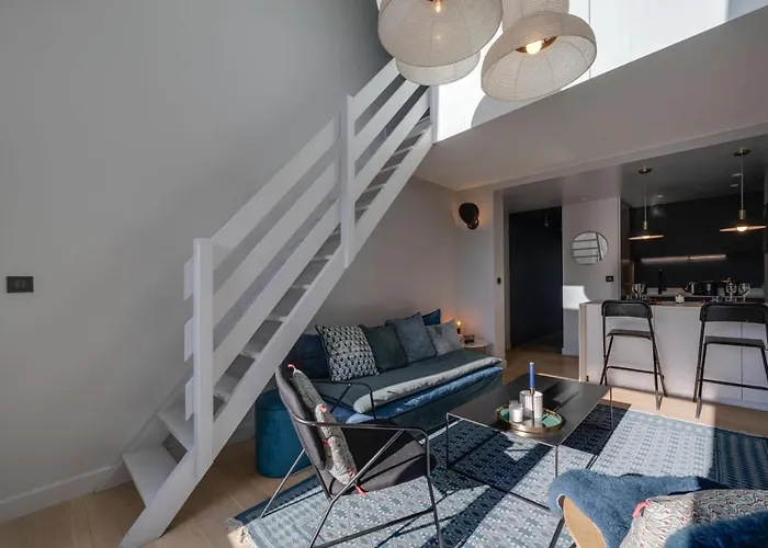 Le Centaure - 2 Bedrooms For 4 People شقة
