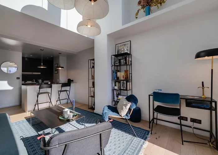 Le Centaure - 2 Bedrooms For 4 People شقة