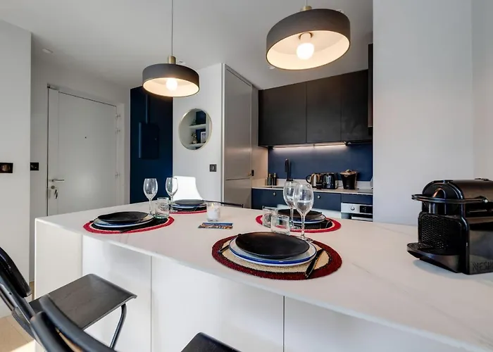 Le Centaure - 2 Bedrooms For 4 People شقة آنسي