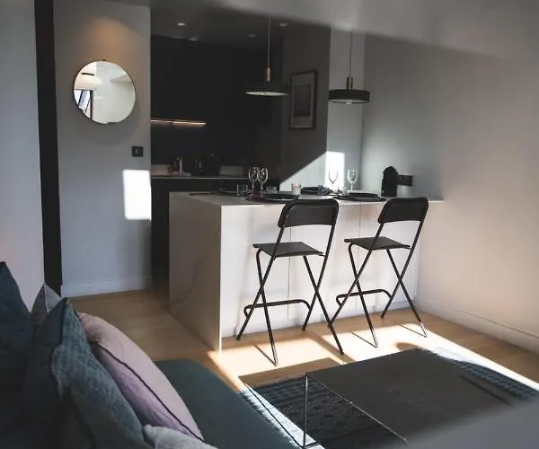 Le Centaure - 2 Bedrooms For 4 People شقة *